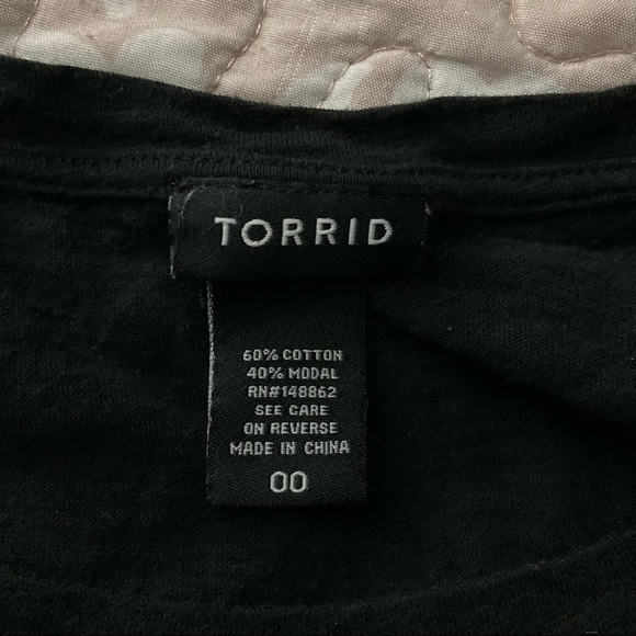 Torrid Rock and Roll Skull Tee - Picture 3 of 5